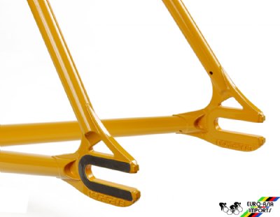 Toyo Deluxe Track Frameset